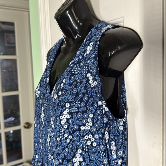 Tommy Hilfiger Blue Floral Tiered V Neck Sleeveless Dress Spring Style Size 10 - Picture 2 of 8